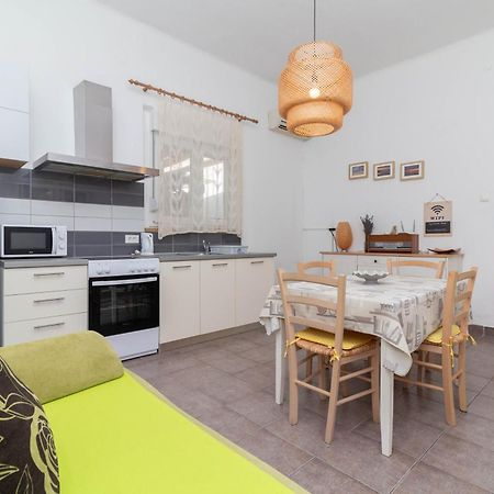 Apartman Ema Задар Екстериор снимка